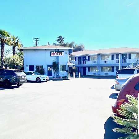 Valley Motel คองคอร์ด ภายนอก รูปภาพ