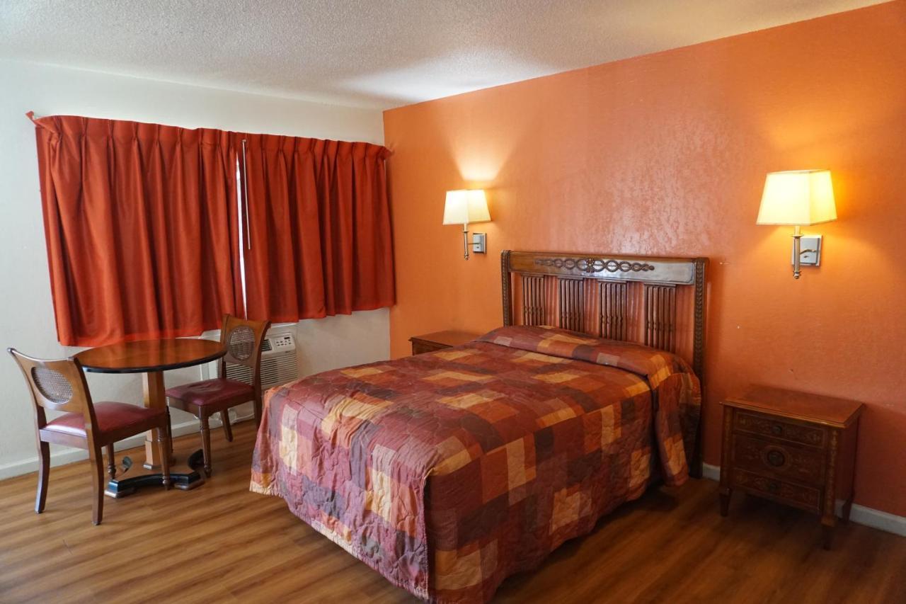 Valley Motel คองคอร์ด ภายนอก รูปภาพ