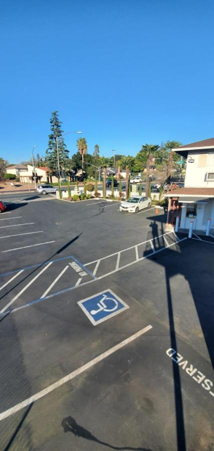 Valley Motel คองคอร์ด ภายนอก รูปภาพ